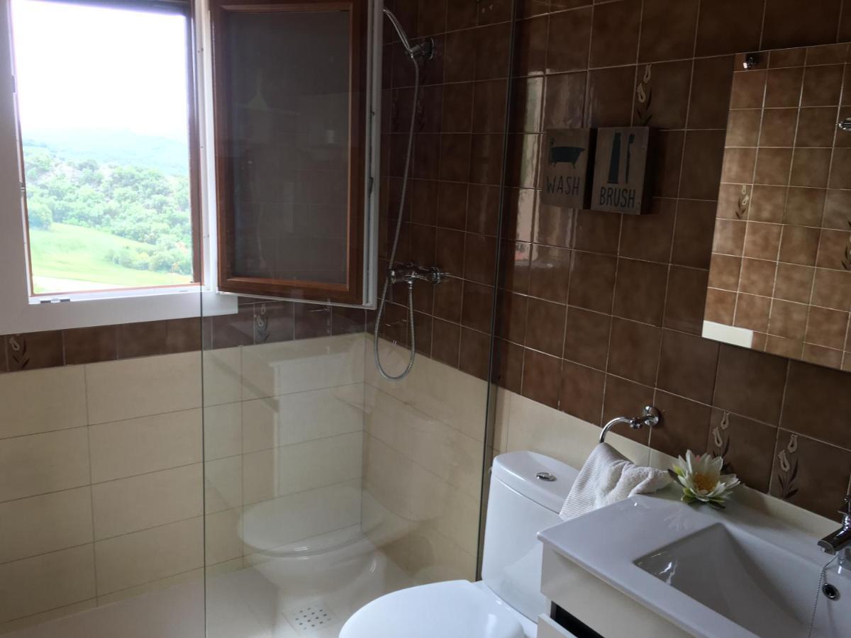 Corca  Apartaments La Pertusa 2O מראה חיצוני תמונה