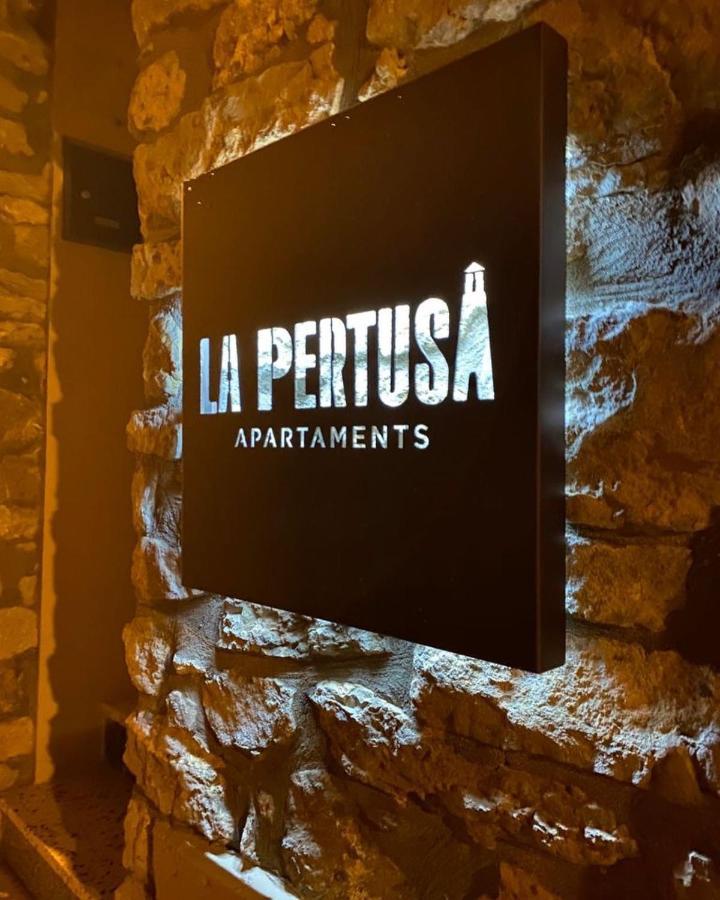 Corca  Apartaments La Pertusa 2O מראה חיצוני תמונה